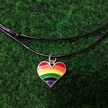 Lederkette Regenbogenherz